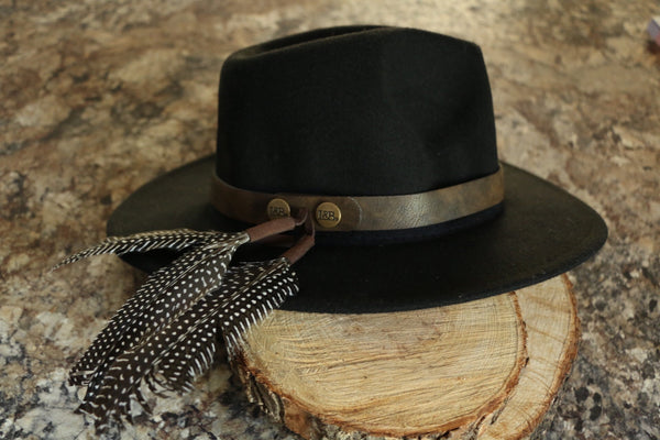 Hatband w/ Dotted Feathers